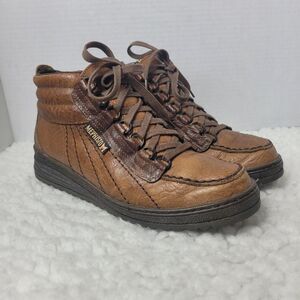 Vtg 90's  Mephisto Trampolins Womens Chukka Boots Size 8 Brown Leather Shoes.